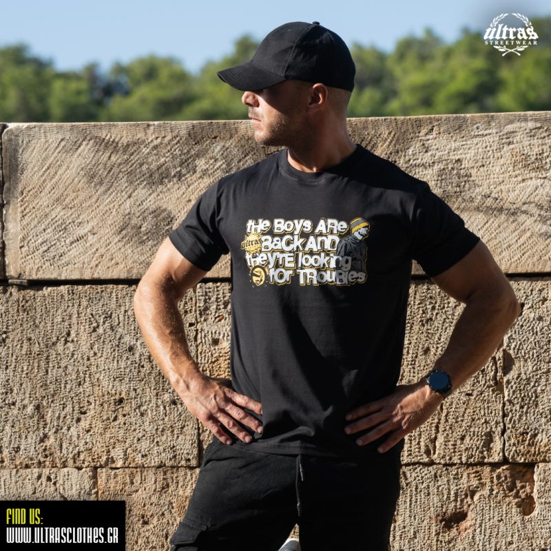 T-shirt "The Boys Are Back" Black