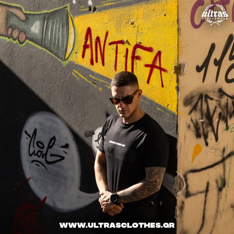 T-shirt "Liberte" Black